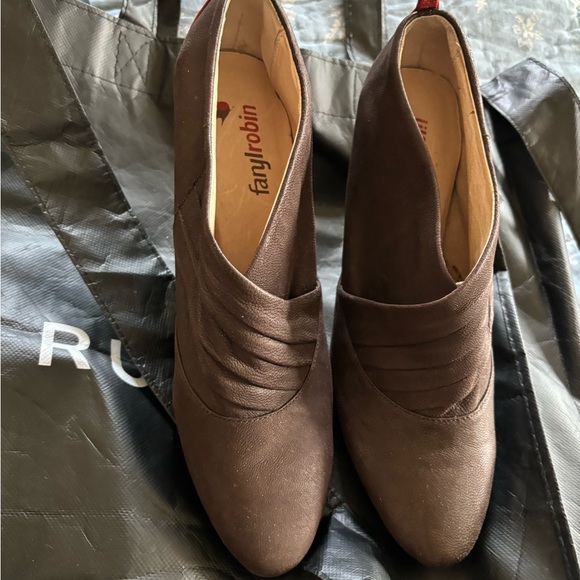Women's Faryl Robin Anthropologie Booties Size 7.5 Brown Red Leather (pre-owned) - Picture 2 of 12